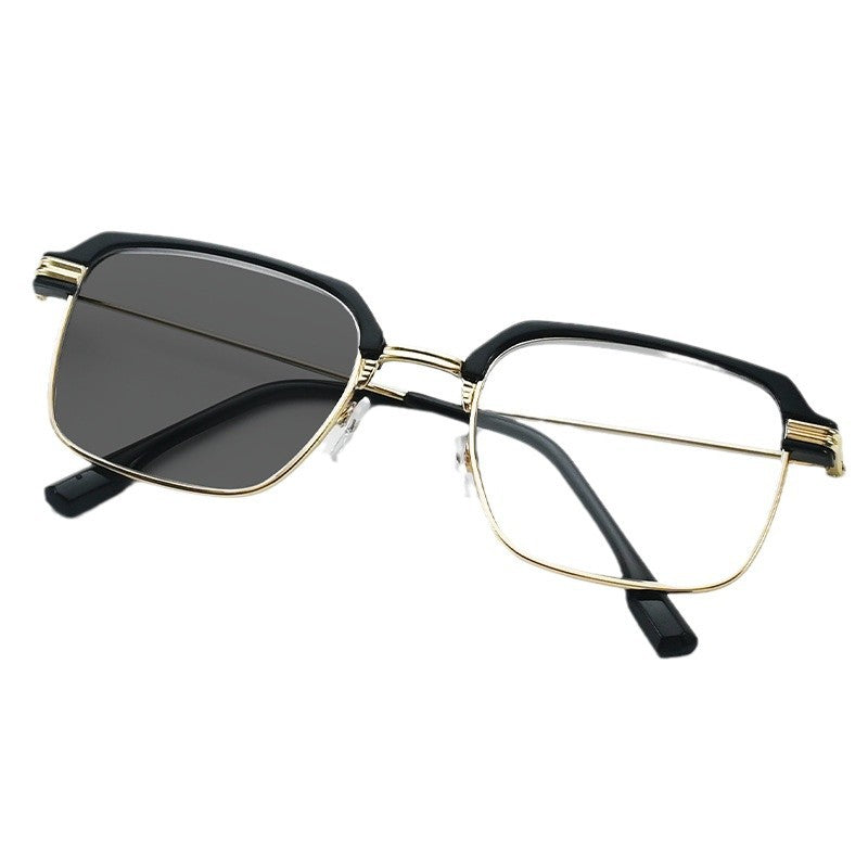 Smart Photochromic Reading Glasses Automatically Adjust The Prescription