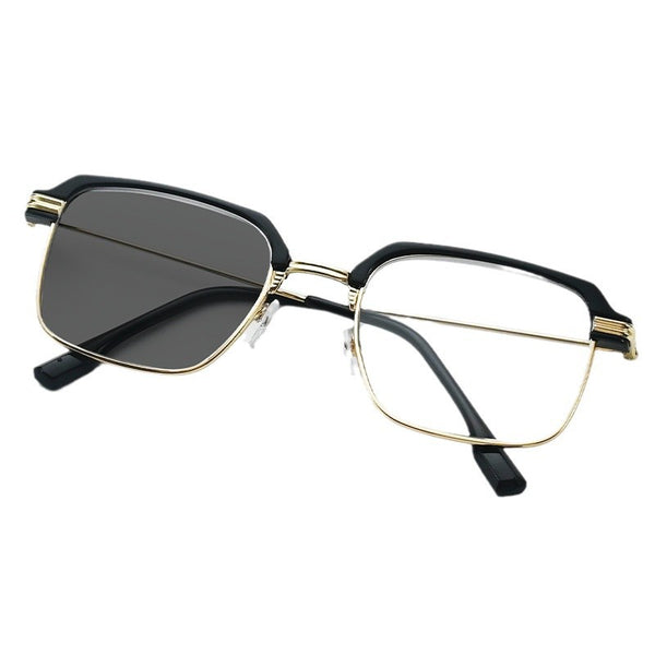 Smart Photochromic Reading Glasses Automatically Adjust The Prescription